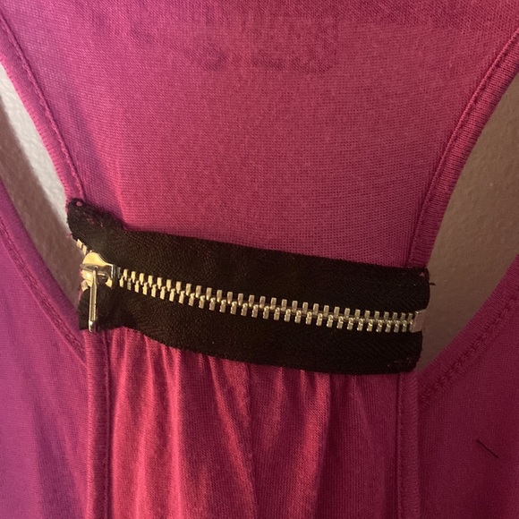 Guess - Women’s Tank Top - Fushia - Size US XS - Picture 5 of 5